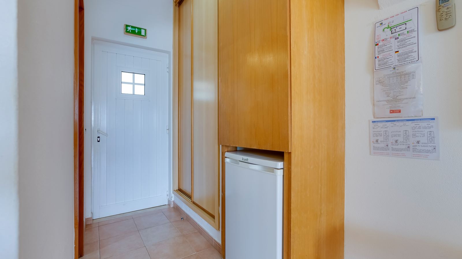 rooms-ds-twin-superior