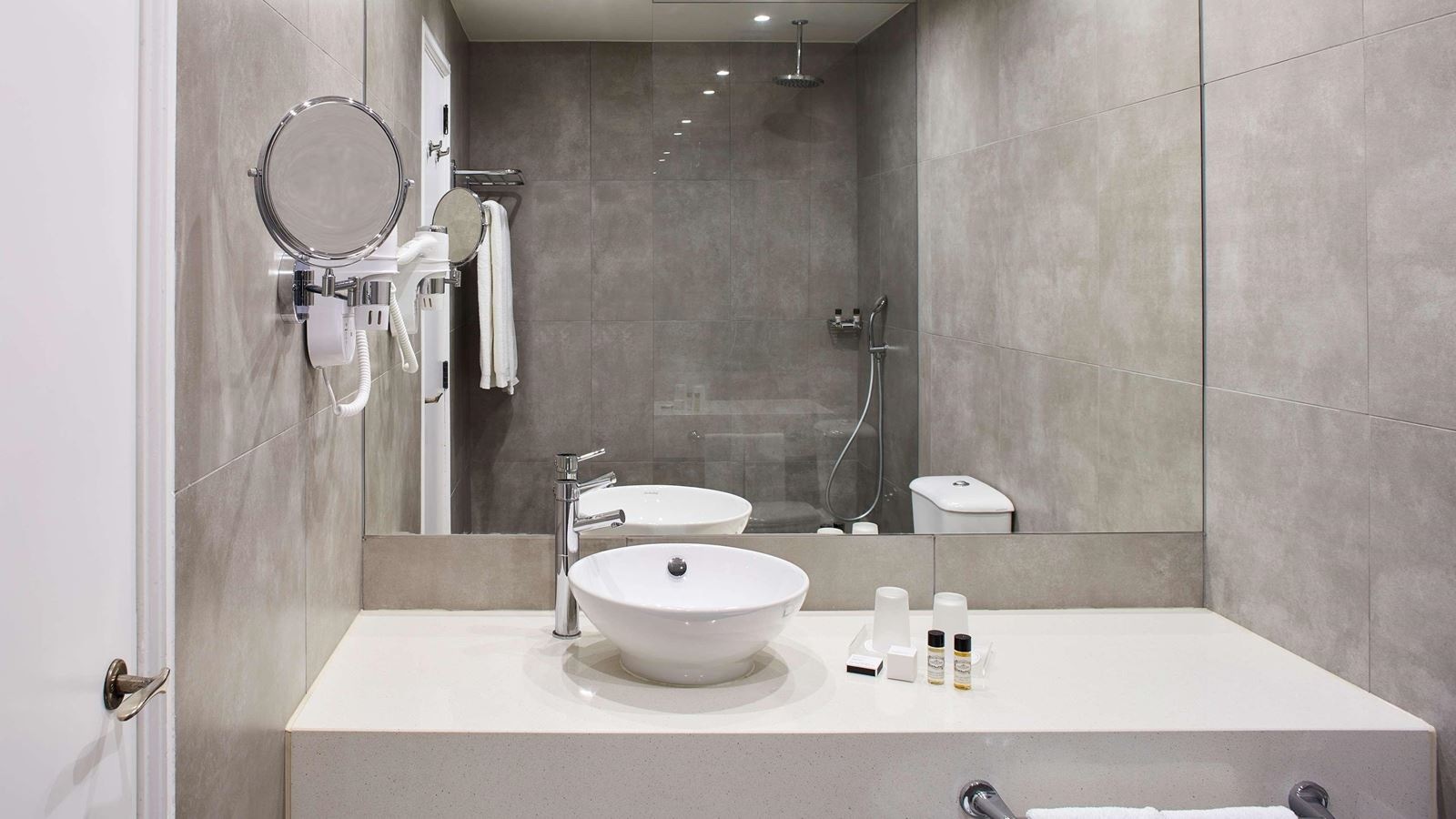 rooms-family-room-premium