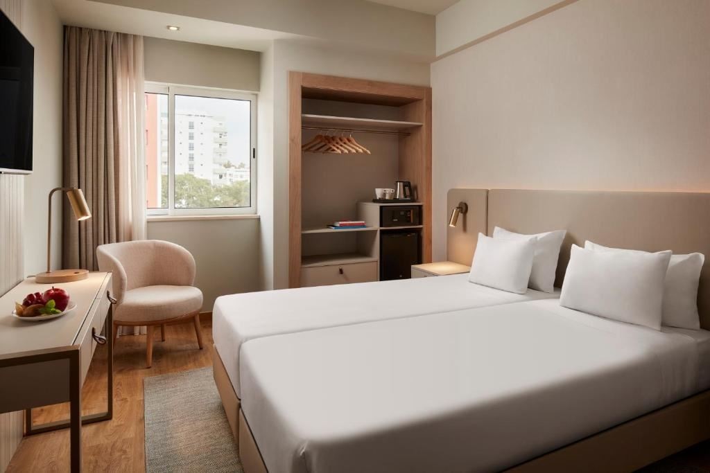 rooms-double-deluxe-sea-view