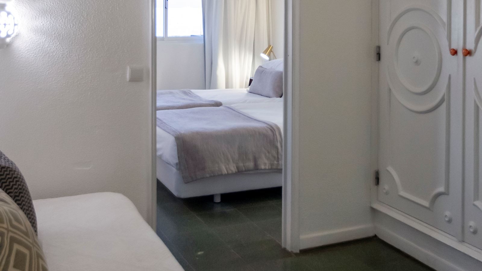 rooms-dm--superior-sea-view-room