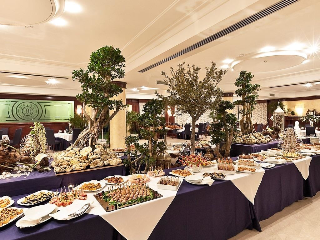 restaurants-restaurant