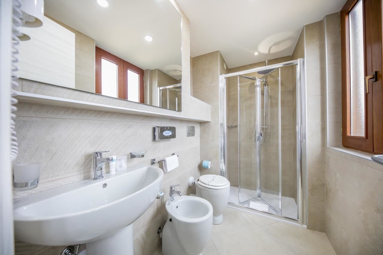 rooms-triple-classic