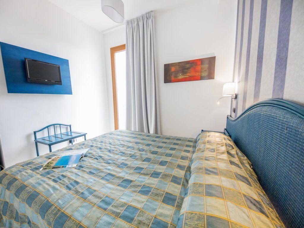 rooms-classic-room-4-pax-garden-view