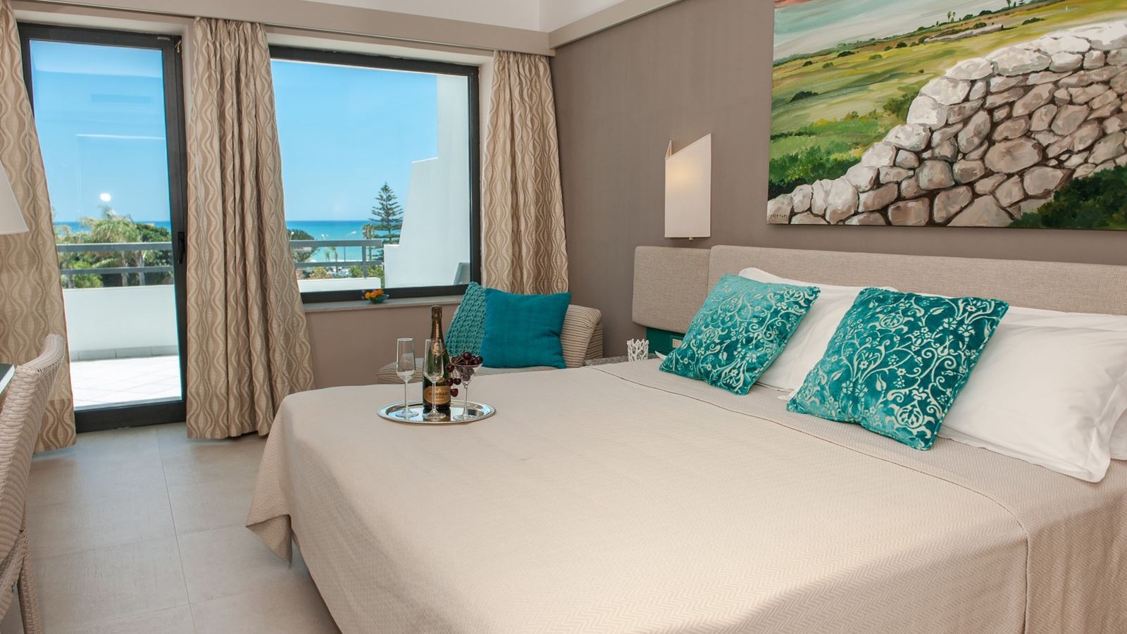 rooms-superior-room-sea-view-with-balcony-or-terrace-with-promo-op1