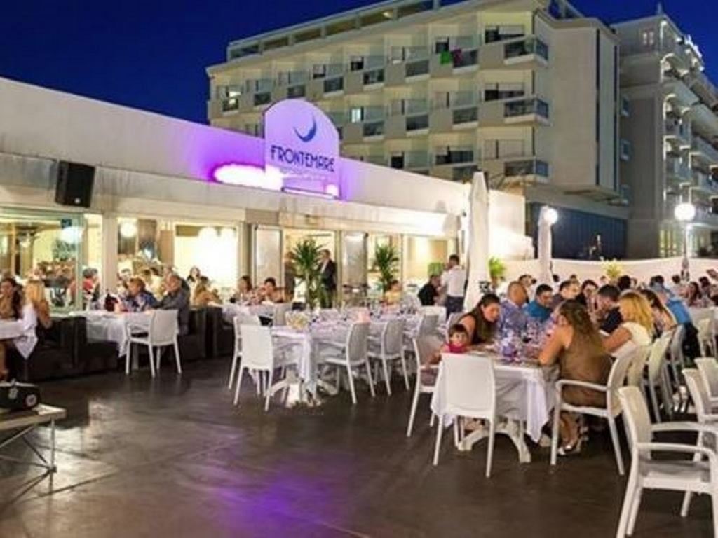 restaurants-restaurant