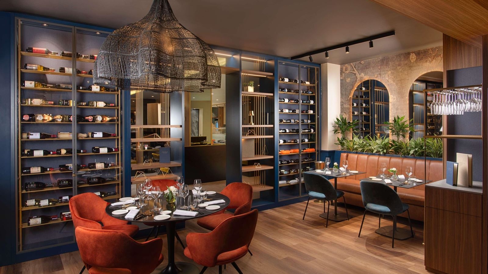 restaurants-restaurants