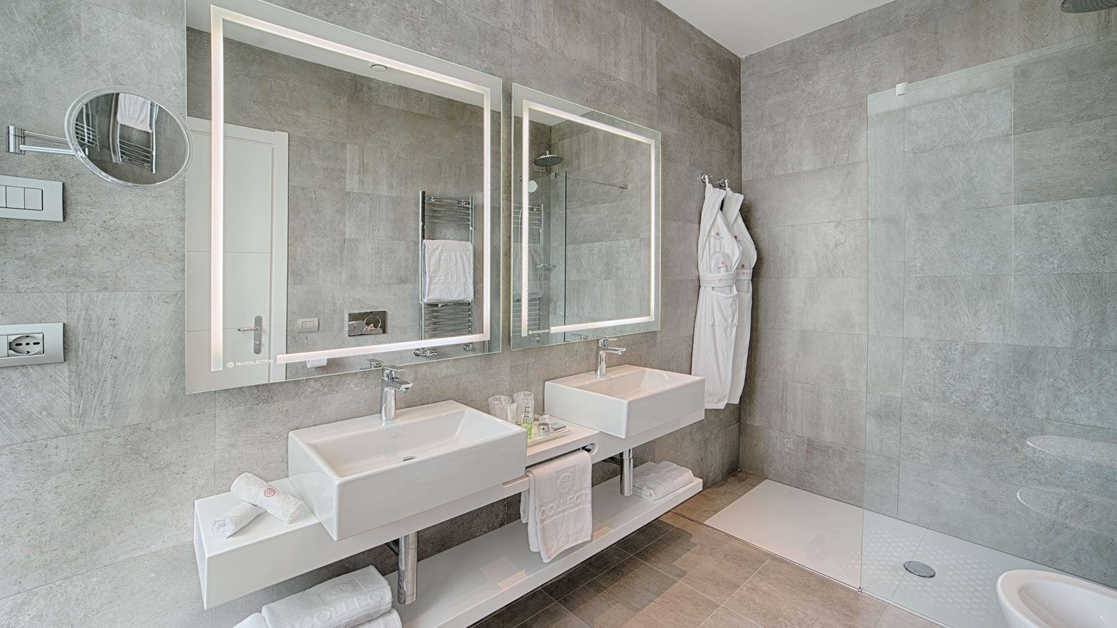 rooms-double-superior-with-views