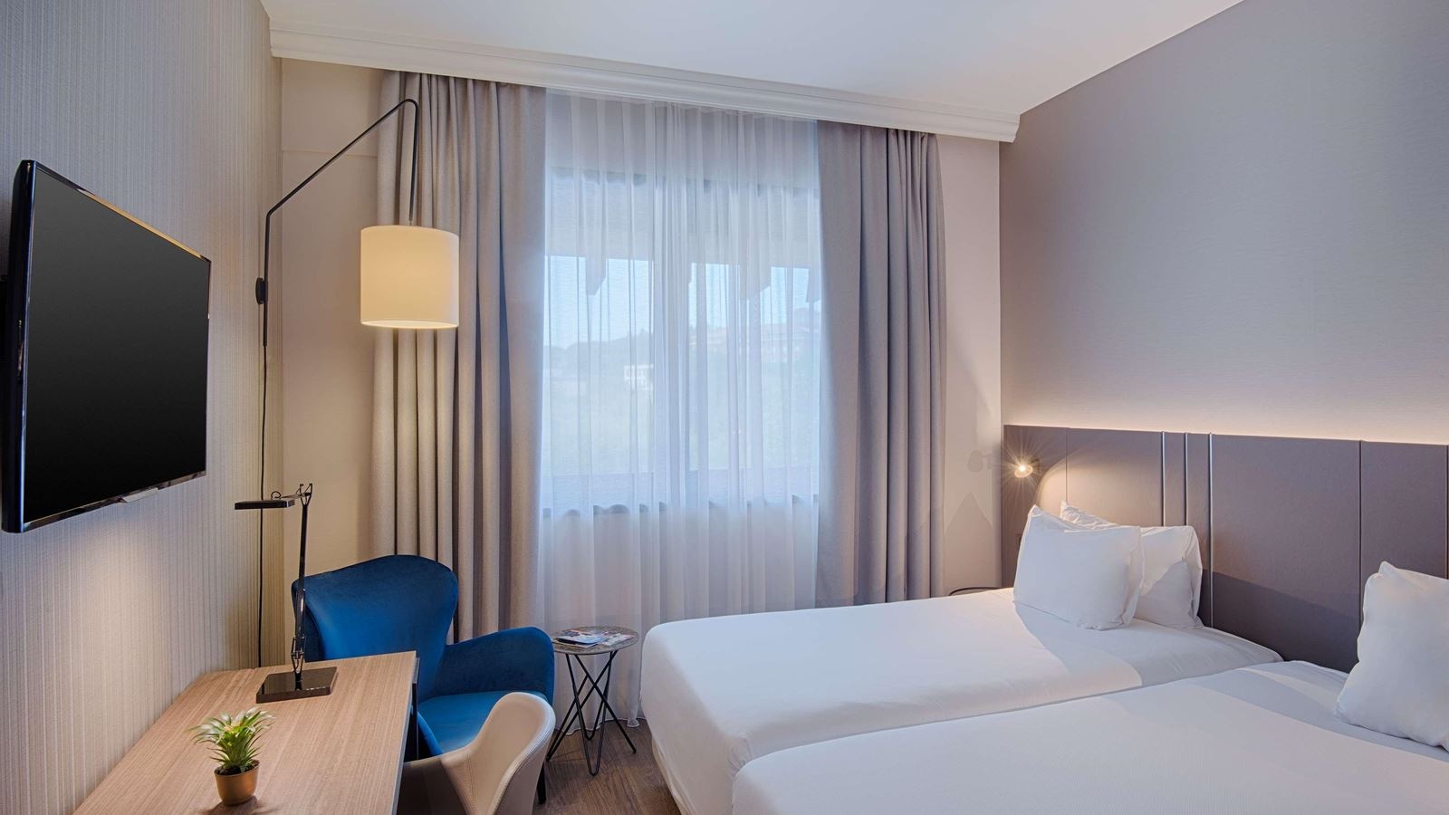 rooms-suite-standard