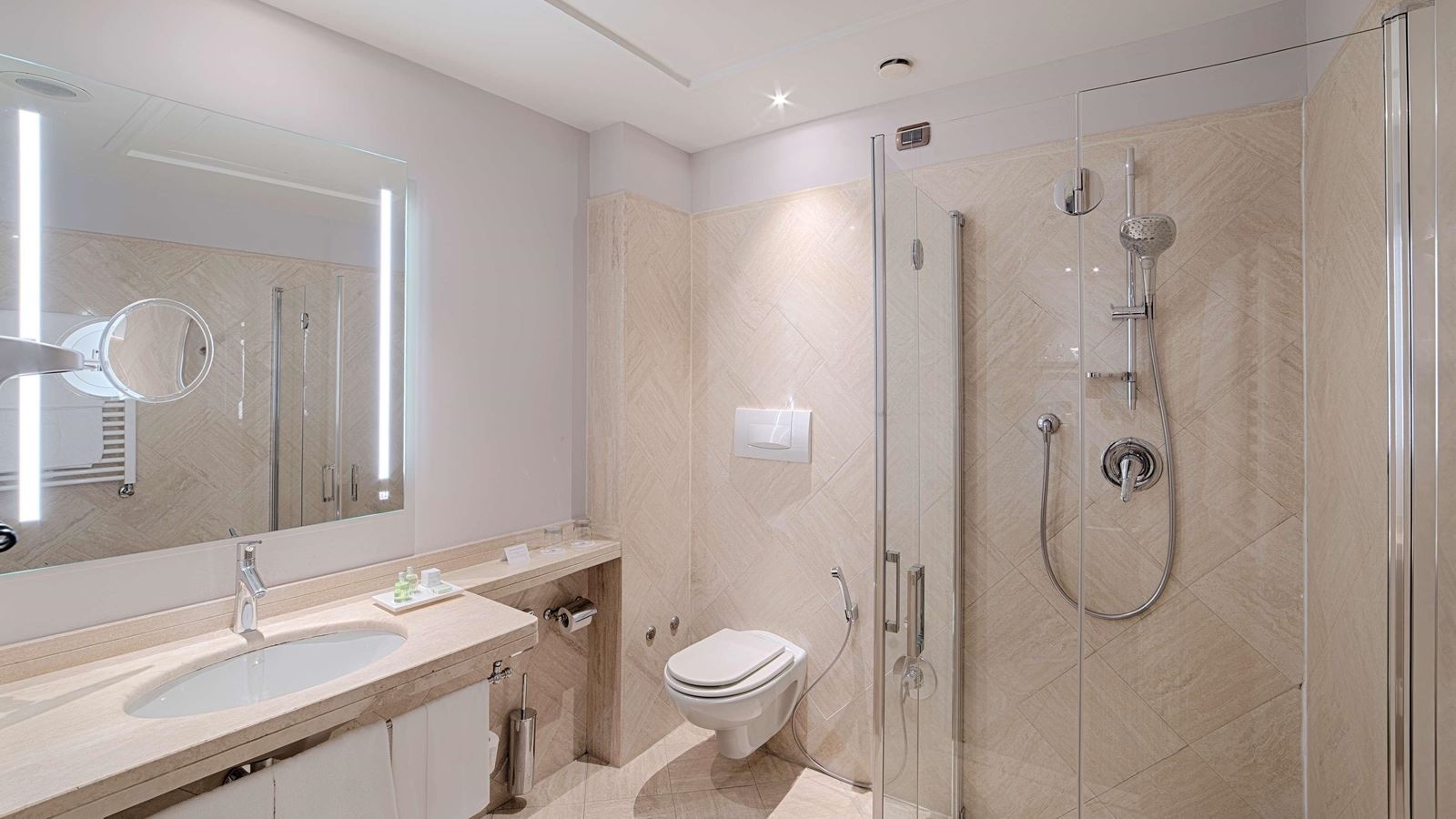 rooms-suite-standard