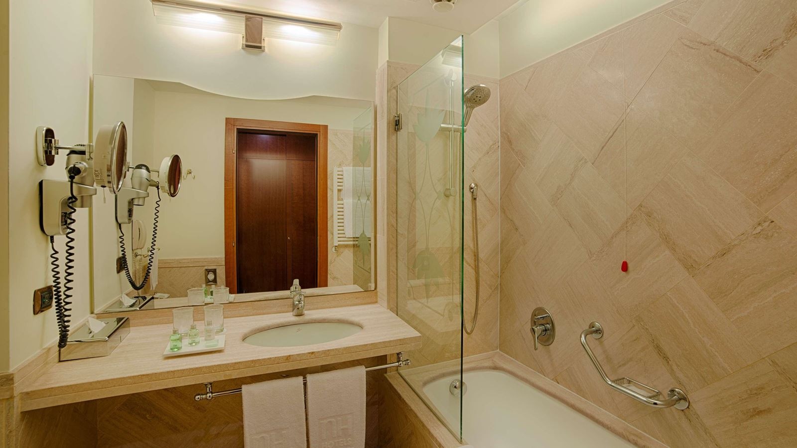 rooms-double-single-use-superior