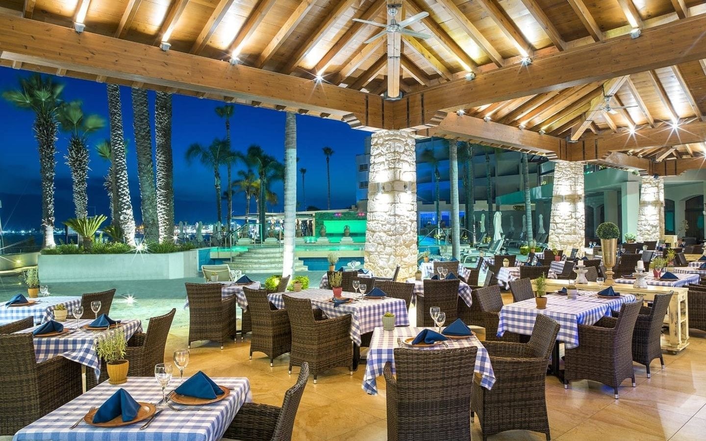 restaurants-limanaki-tavern