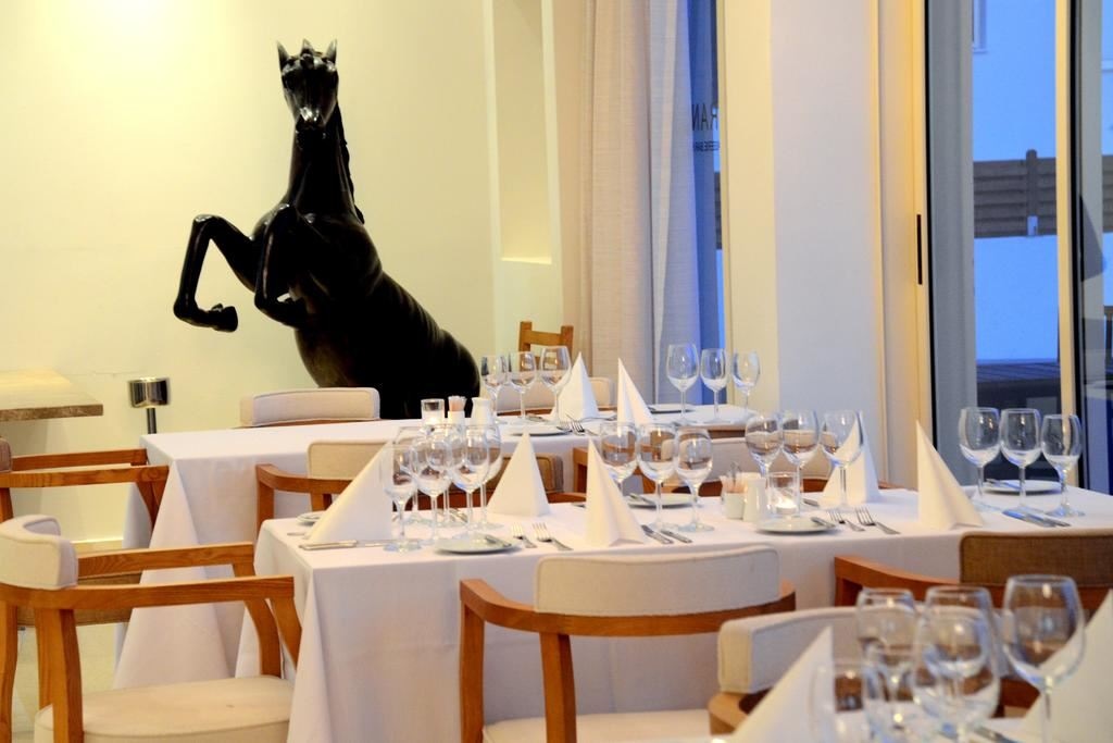 restaurants-main-restaurant