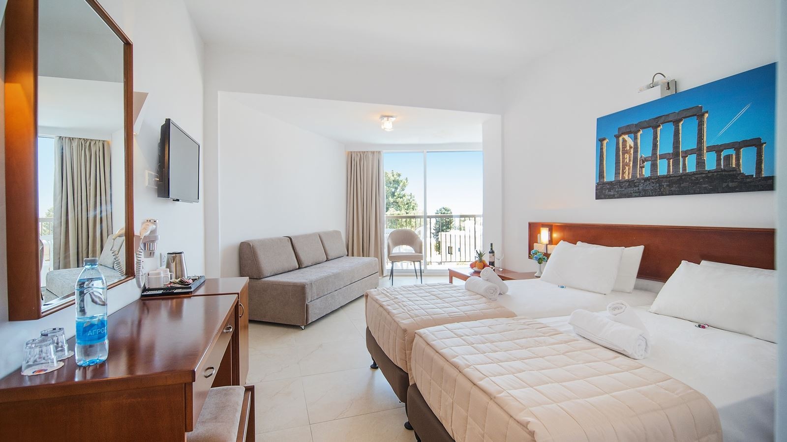 rooms-singleuse-standard-room-balcony