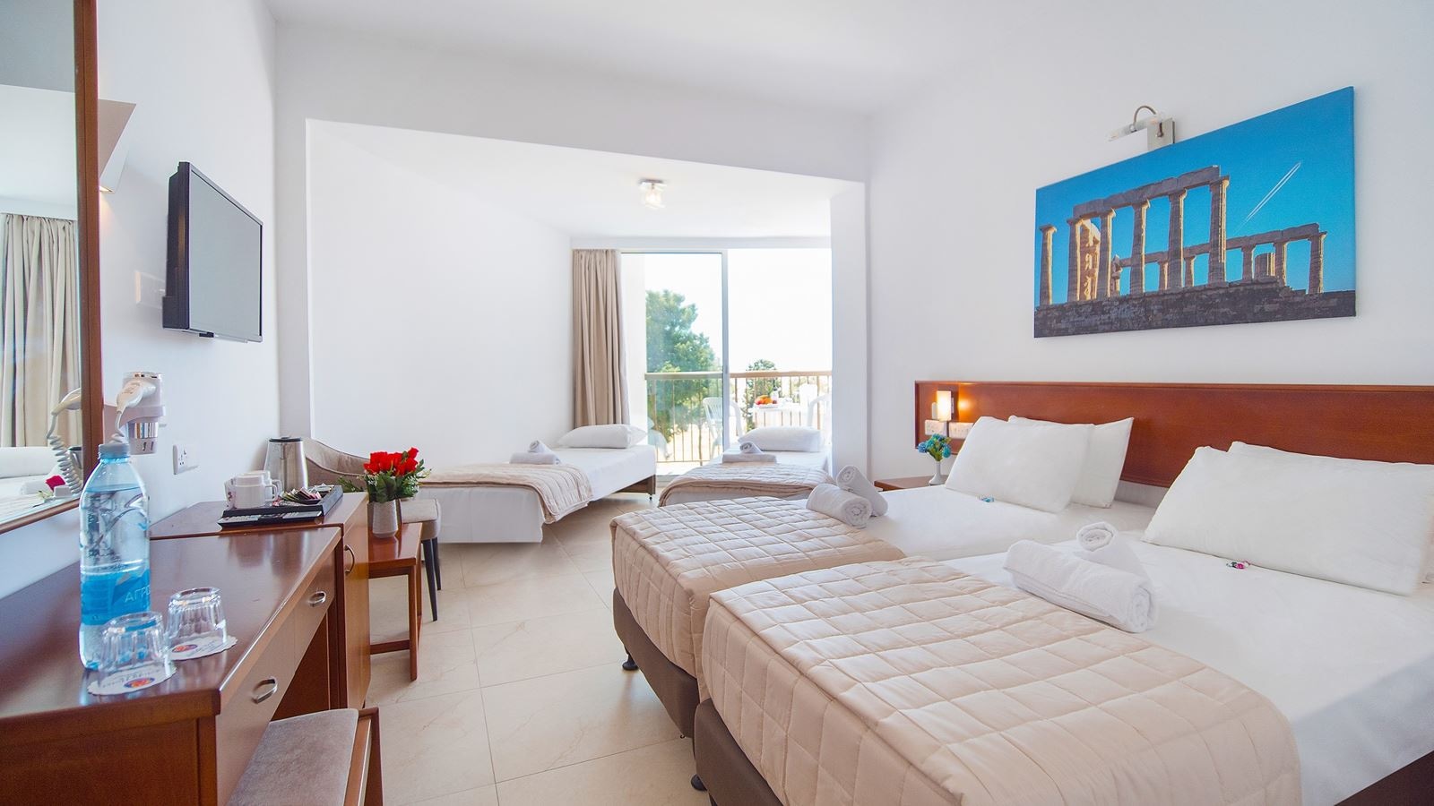 rooms-singleuse-standard-room-balcony