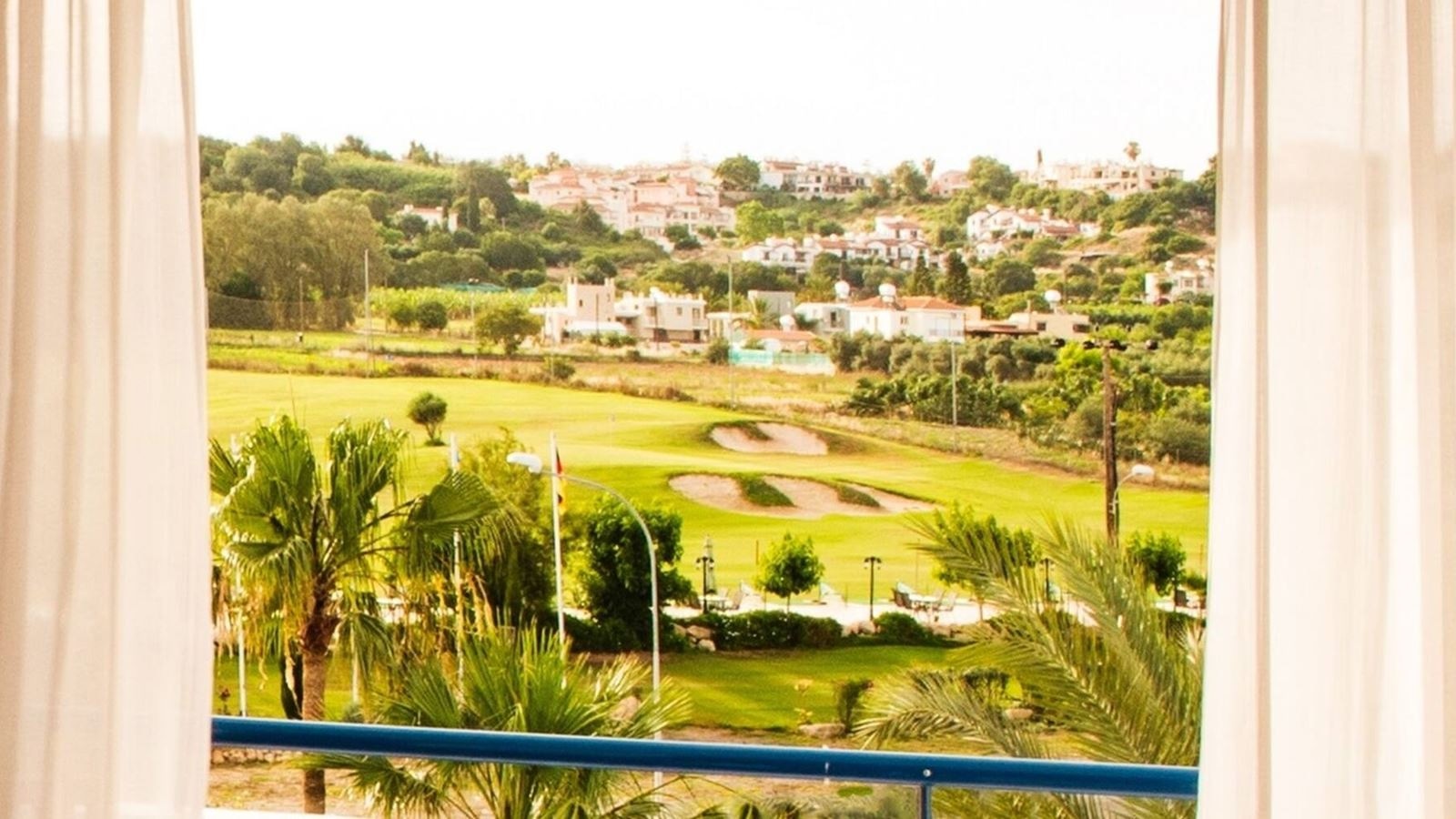 rooms-double-room-mountainview-balcony