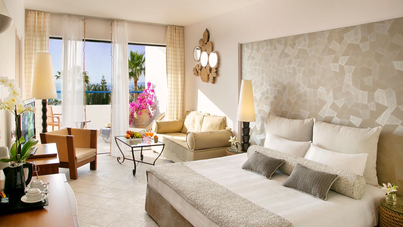 rooms-adults-only-premium-junior-suite-seaview