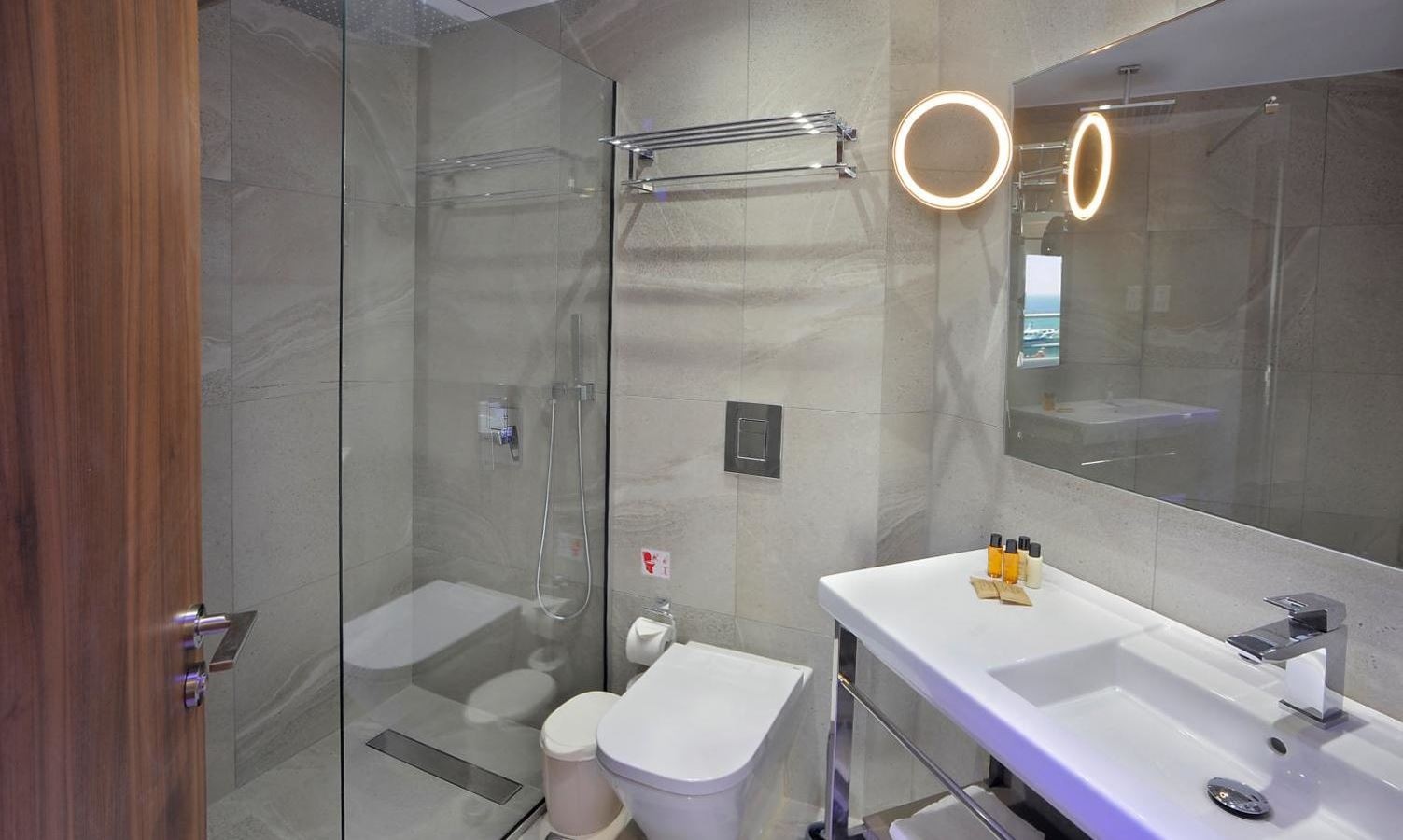 rooms-room-superior-mountainview