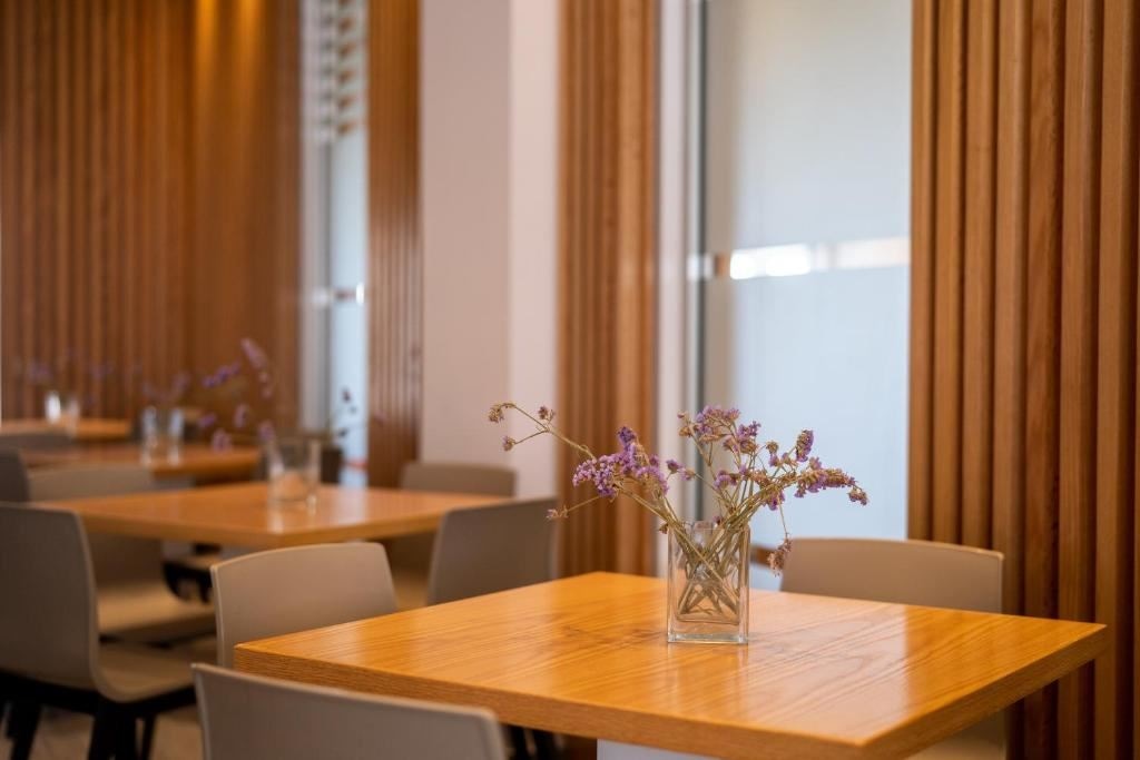 restaurants-vrachia-restaurant