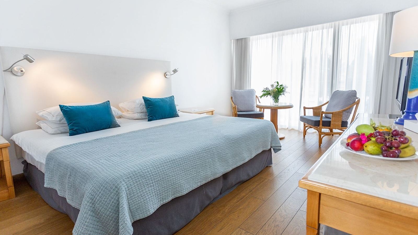 rooms-twin-standard-room-mountainview