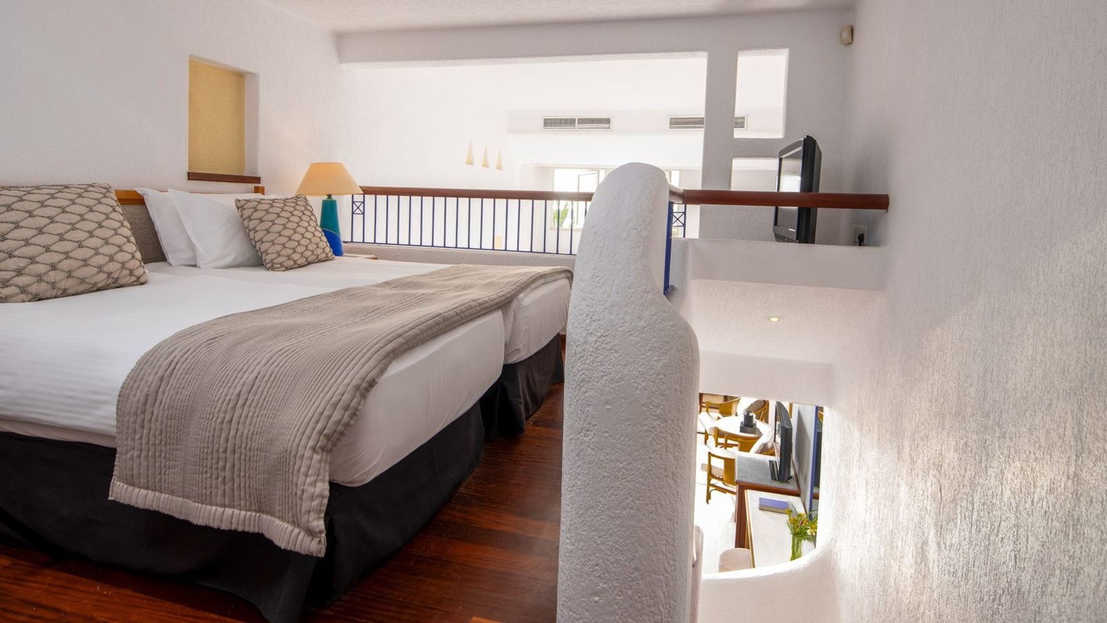 rooms-duplex-standard-studio-seaview