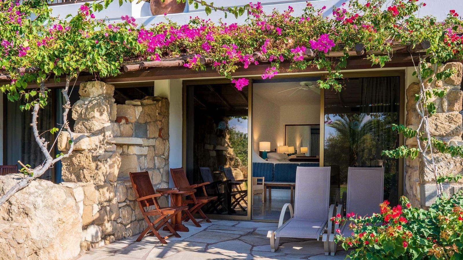 rooms-standard-studio-gardensea-view-balcony-or-terrace