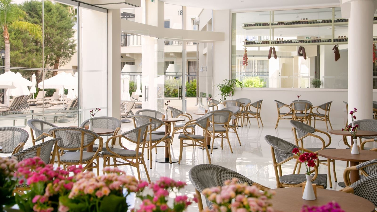 restaurants-main-restaurant