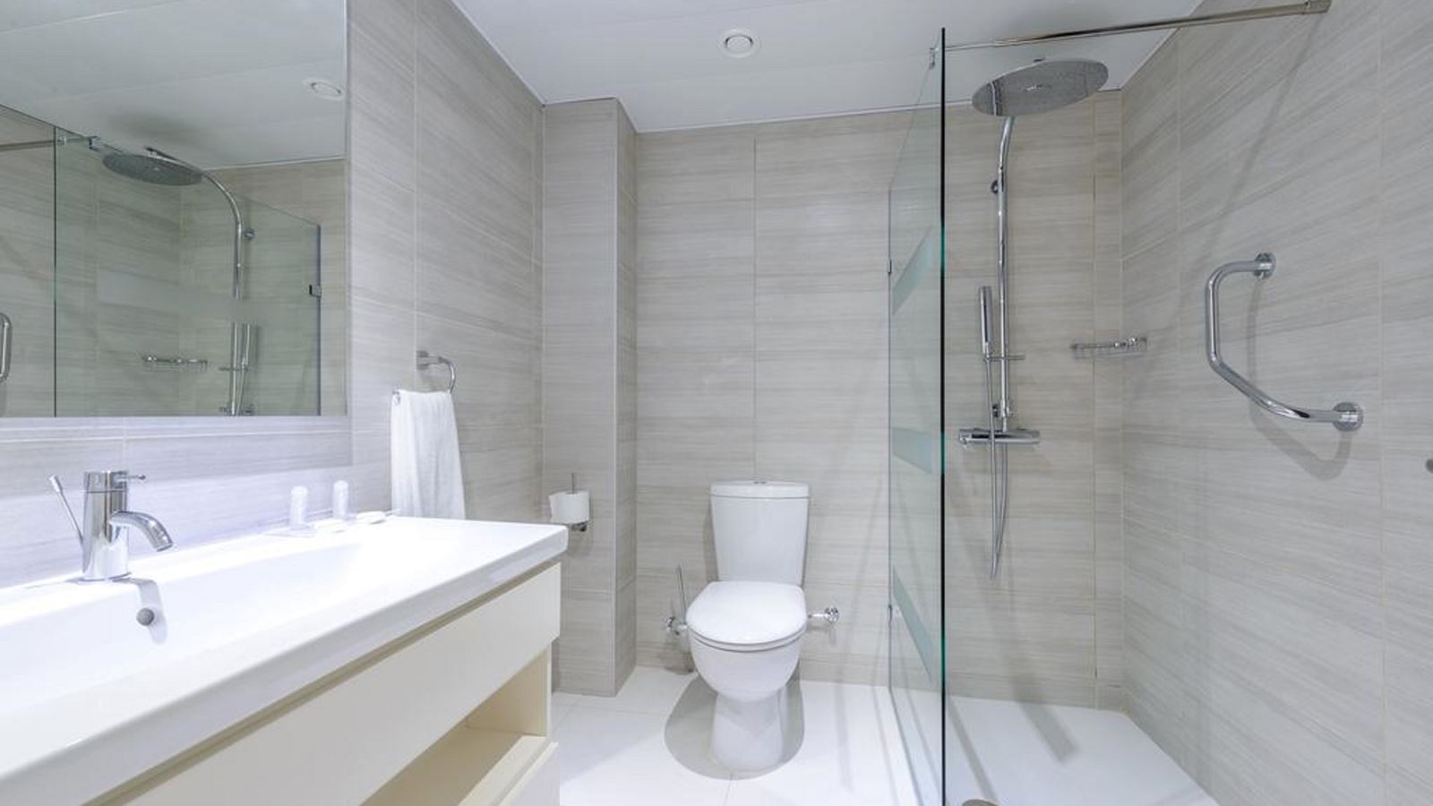 rooms-double-or-twin-inland-view