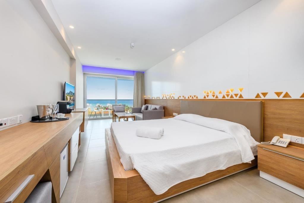 rooms-penthouse-seafront