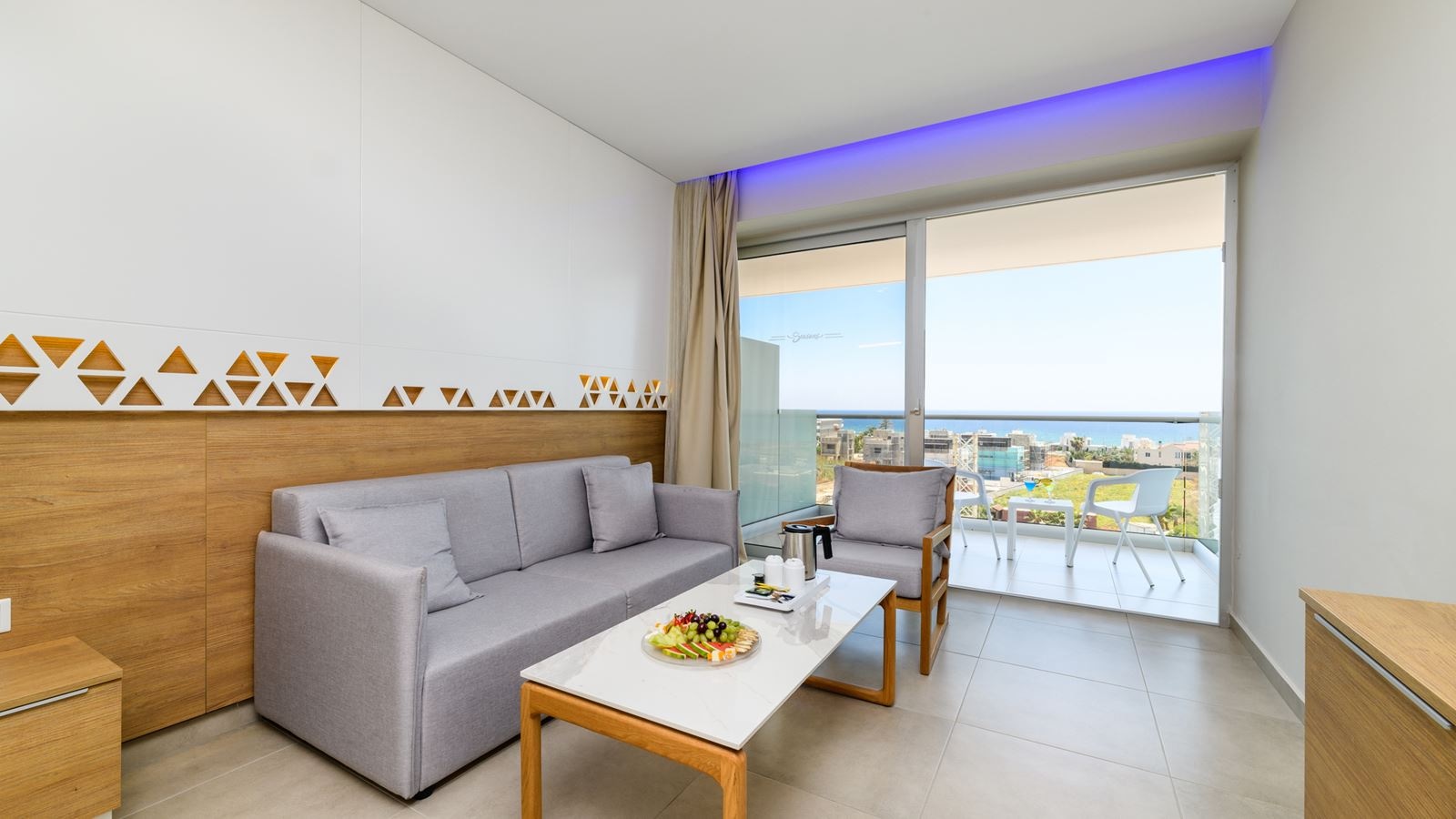rooms-penthouse-seafront