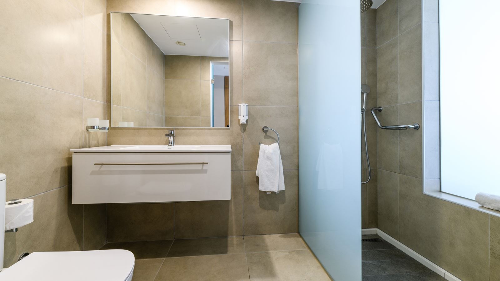 rooms-penthouse-seafront