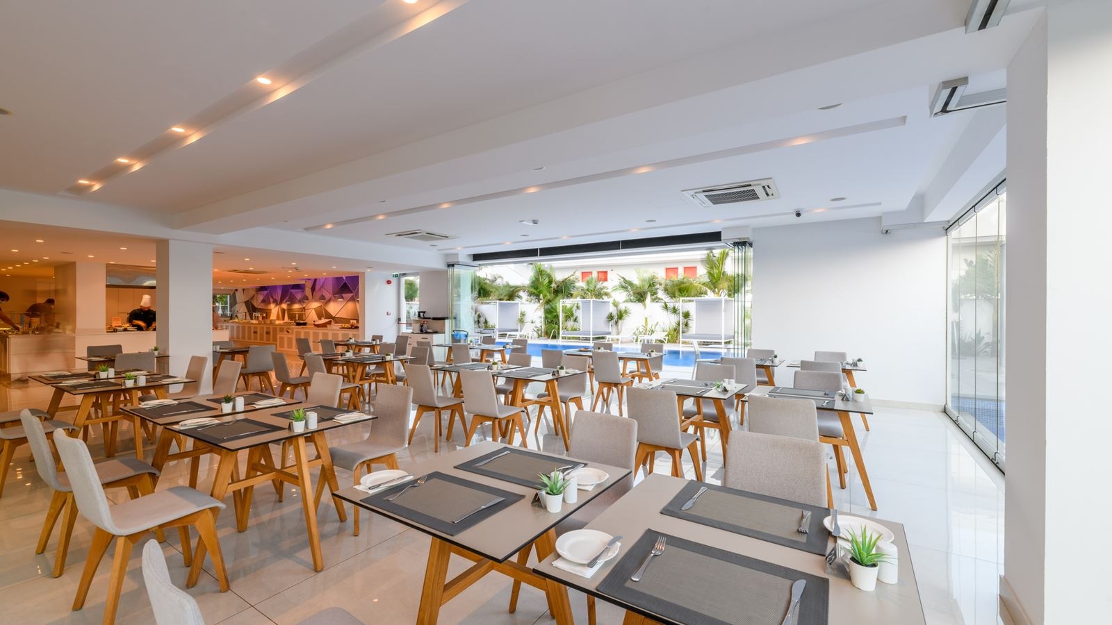 restaurants-main-restaurant