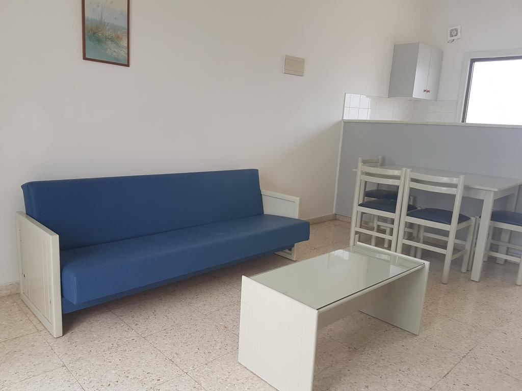 rooms-1-bedroom-standard-apartment