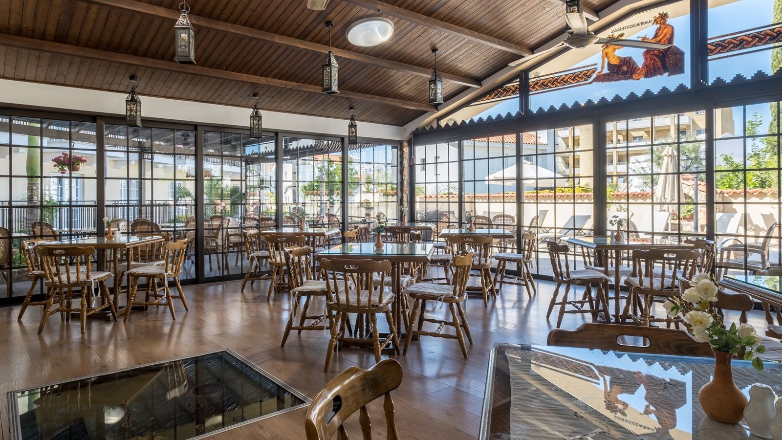 restaurants-restaurants