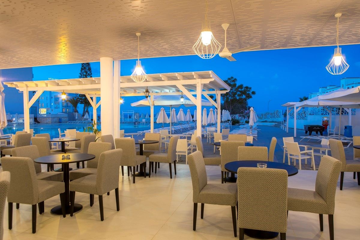 restaurants-restaurants