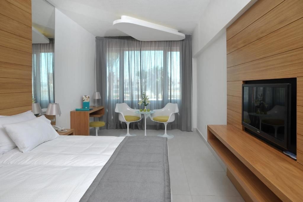 rooms-superior-inland-view-for-single-use-with-or-without-balcony