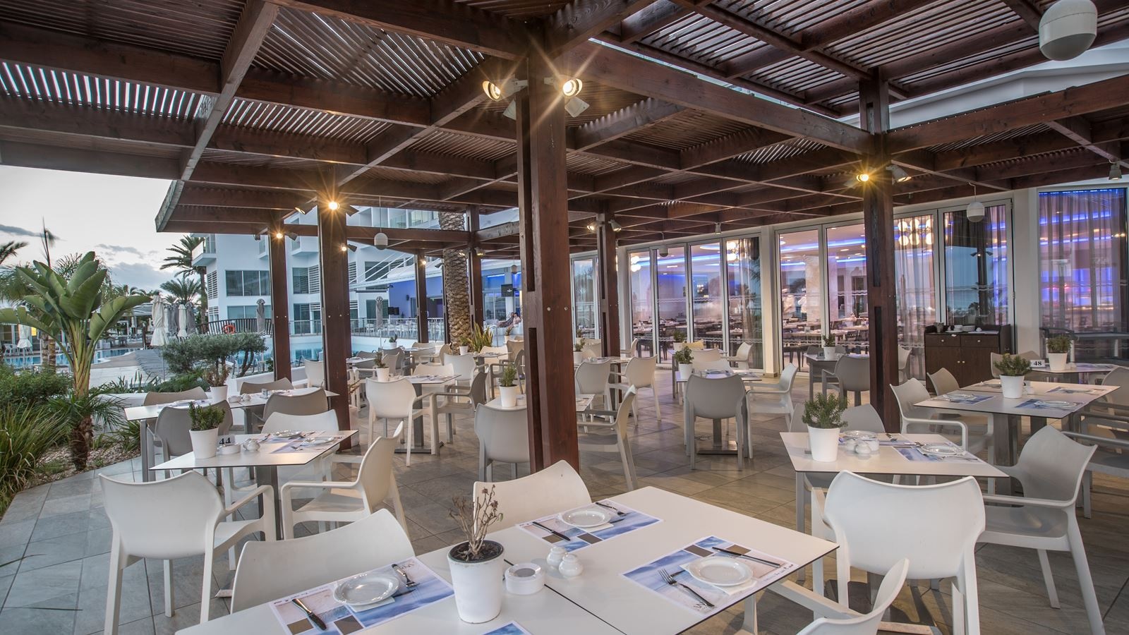 restaurants-main-restaurant