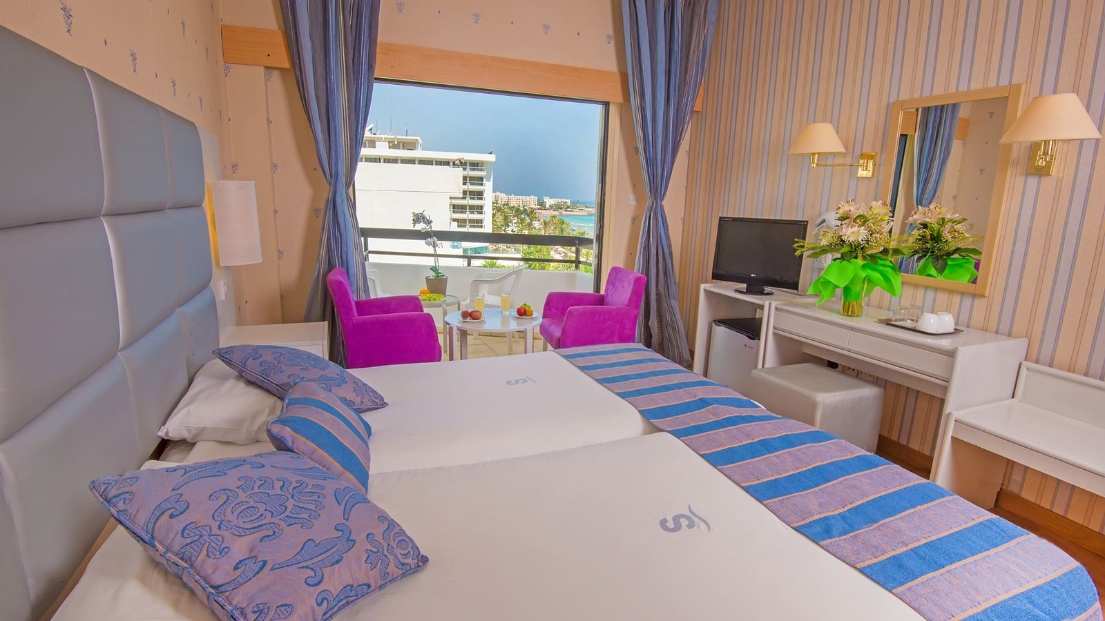 rooms-standard-room--balcony