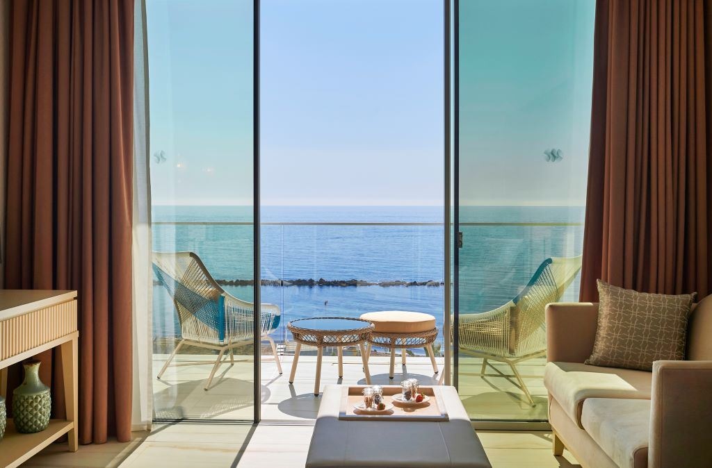 rooms-deluxe-room-seaview-balcony-or-terrace