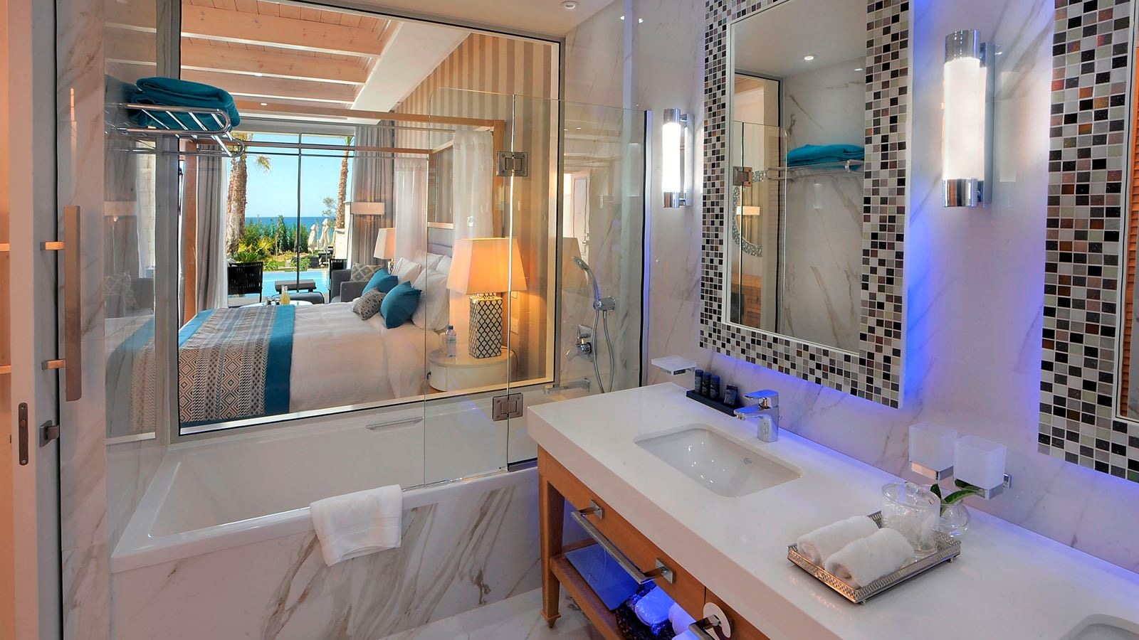 rooms-room-superior-cabana-seaview-private-pool