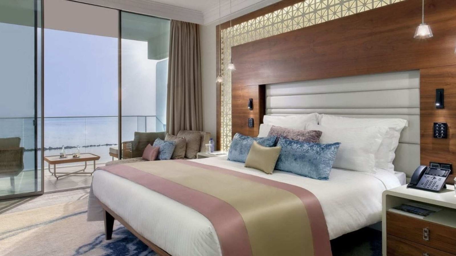 rooms-junior-suite-seaview