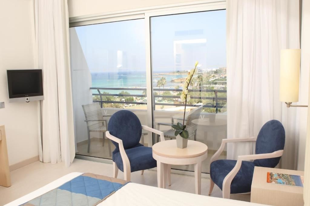 rooms-standard-room-seaview-balcony-or-terrace