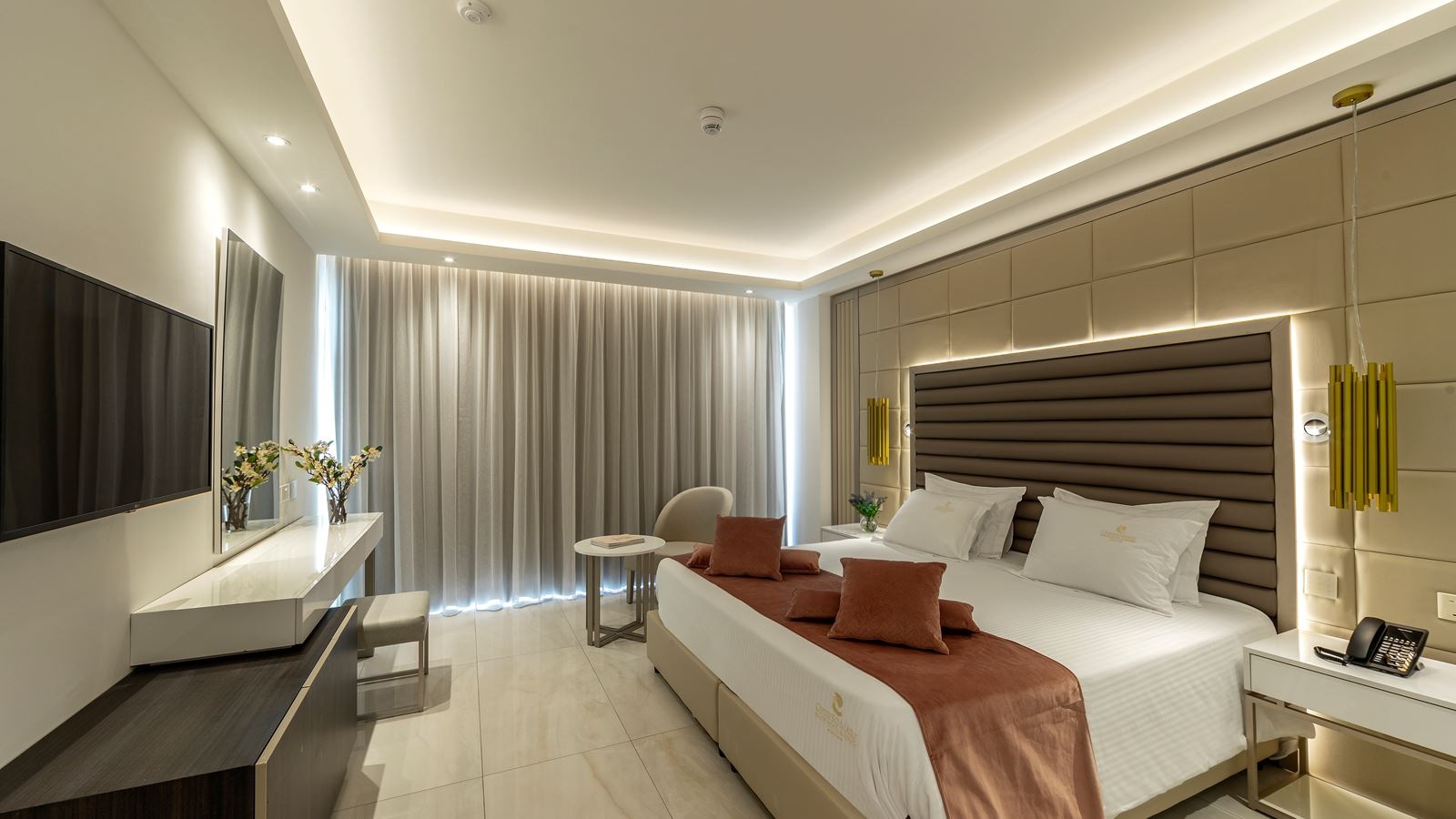 rooms-superior-room-balcony