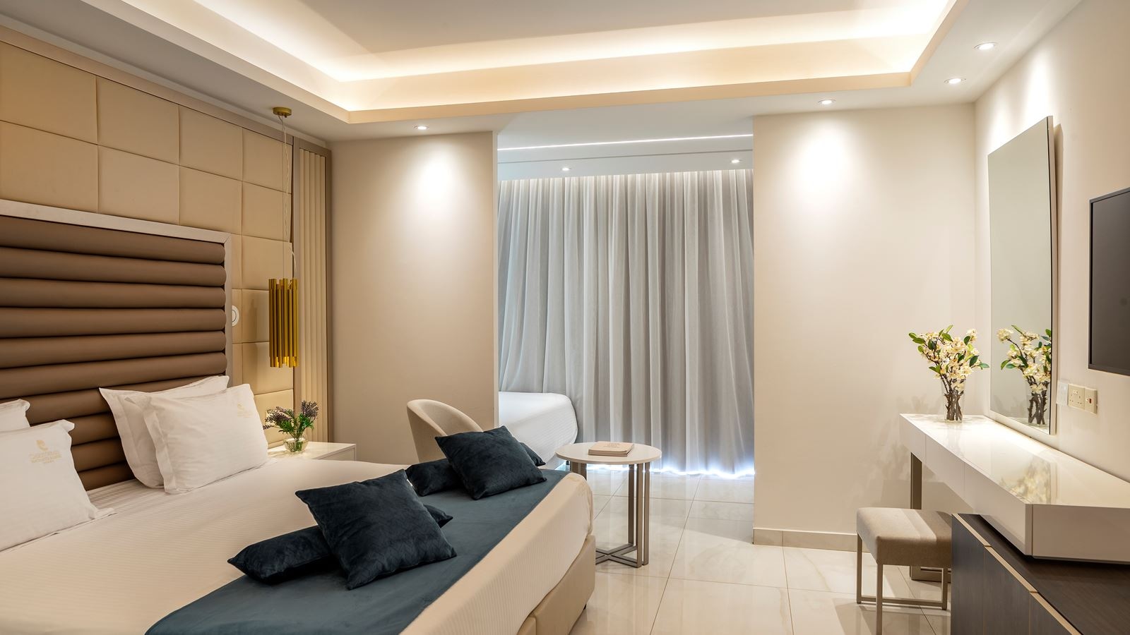 rooms-superior-room-balcony