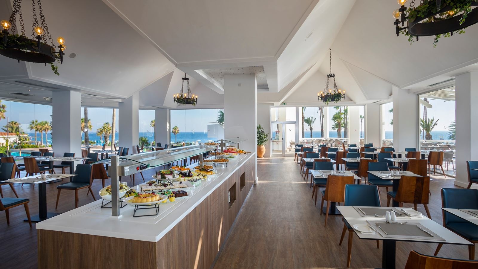 restaurants-restaurants