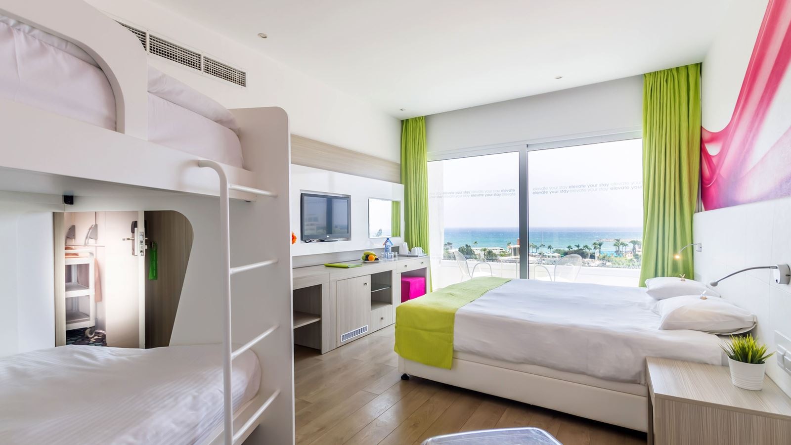 rooms-standard-familyroom-inland-view-balcony-or-terrace