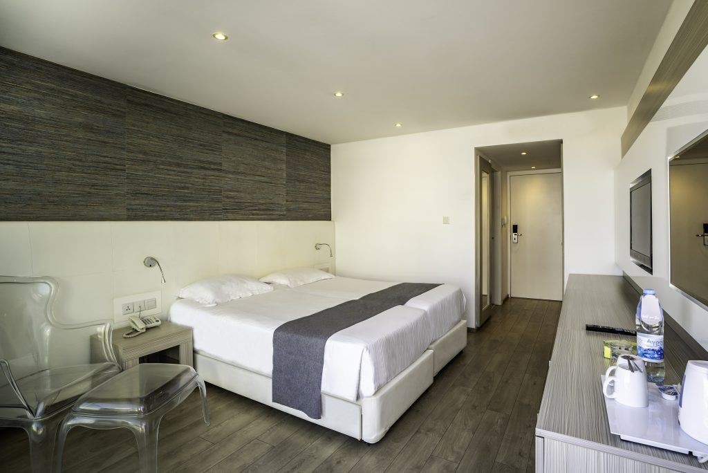 rooms-annex-room-balcony-or-terrace