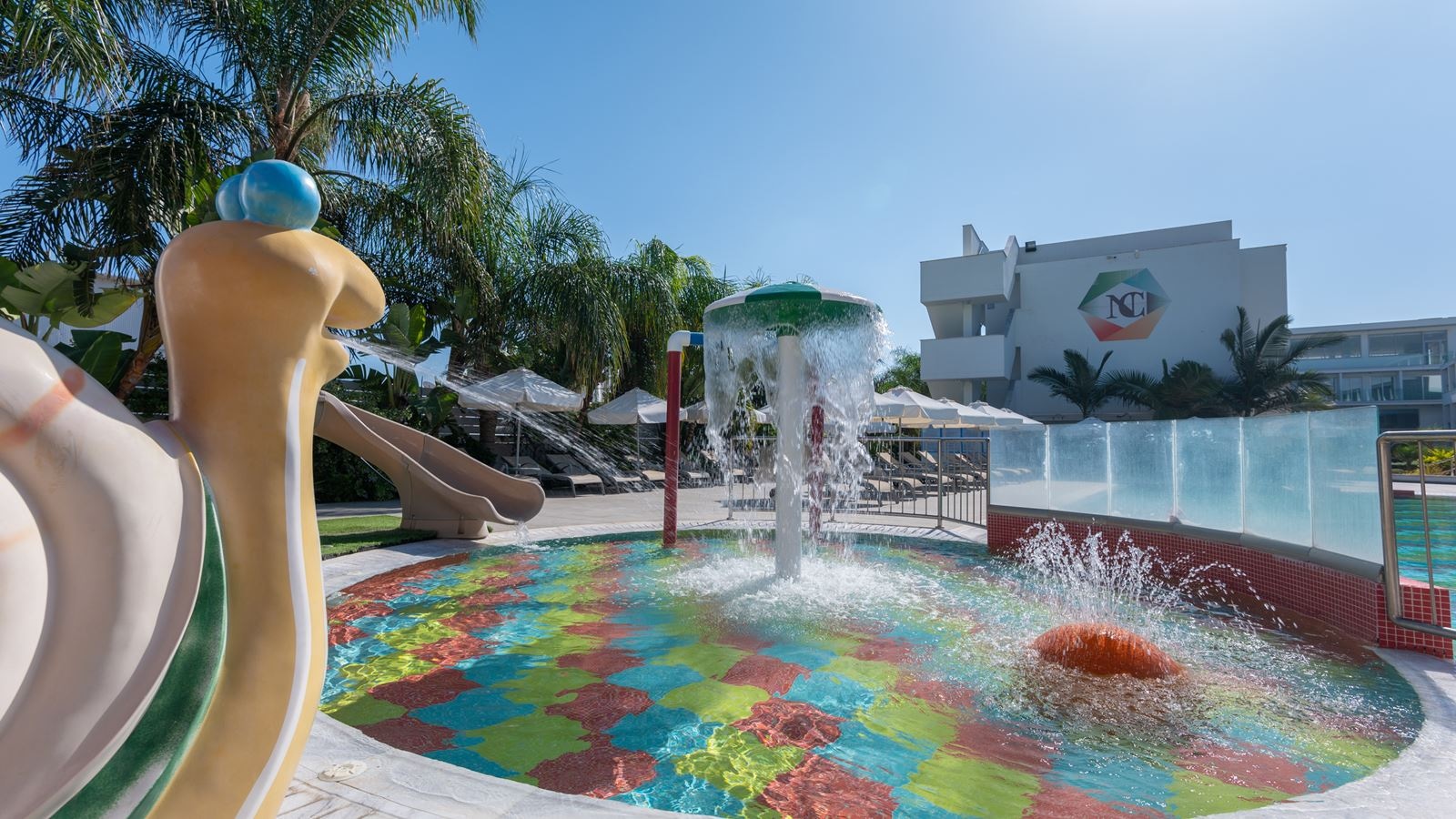 pools-outdoor-childrens-pool