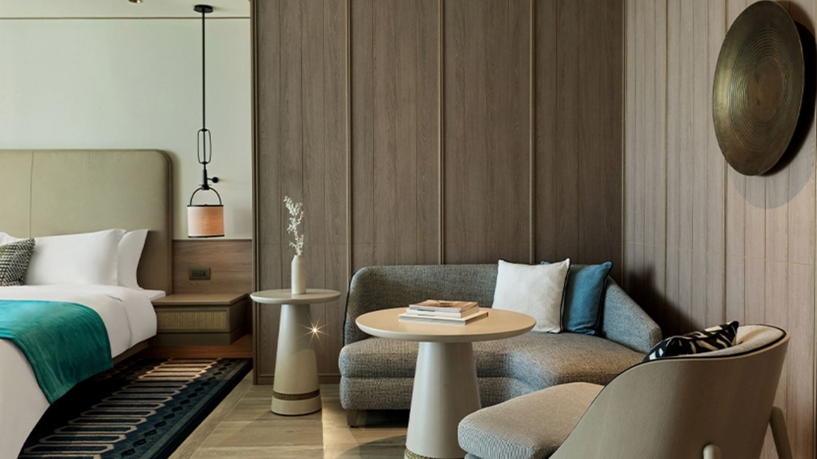 rooms-junior-suite-landscapeview-balcony