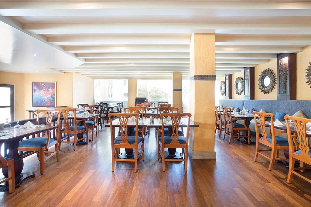 restaurants-restaurants