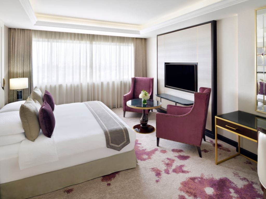 rooms-superior-room